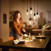 Philips E27 LED-Lampe G45 3W dimmbar 2.200K gold