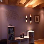 LED-Wandleuchte Apodis, schwarz/rosé, Höhe 80 cm, Metall dim