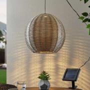 Lindby Catrica LED-Solar-Pendellampe, Rattanoptik