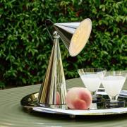 Tom Dixon LED-Akku-Tischlampe Pose, silberfarben, Höhe 25 cm