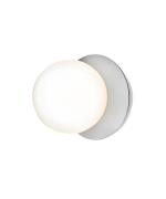 Nuura - Liila 1 Wand-/Deckenleuchte IP44 Medium Light Silver/Opal Whit...