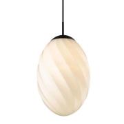 Halo Design - Twist Egg Pendelleuchte Ø25 Opal/Black